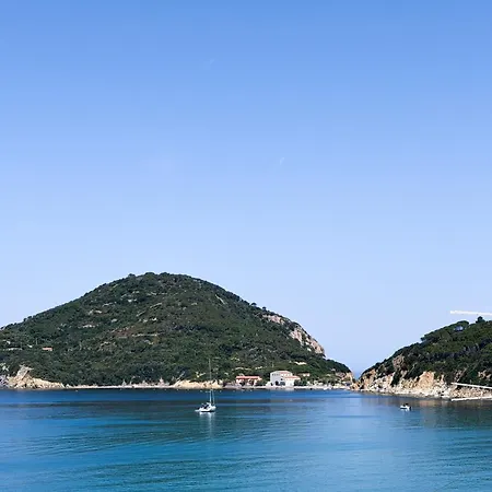 Golfo Azzurro - Helloelba 別荘 *